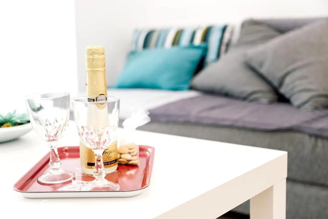 Elegant Apartment In Conil De La Frontera 35 M² + Parking 0*,  Spanyolország